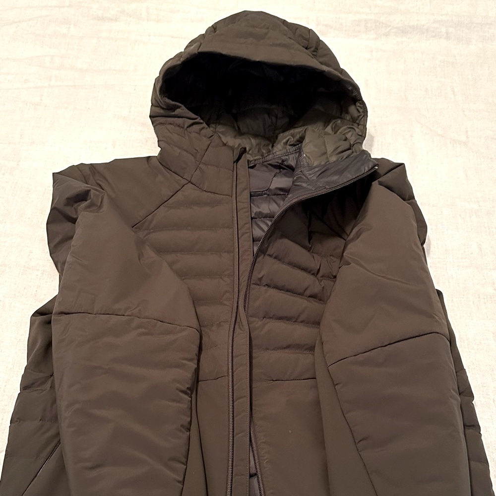 Lululemon Down For It All Jacket sz S